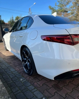 Alfa Romeo Giulia cena 89999 przebieg: 108000, rok produkcji 2017 z Częstochowa małe 92